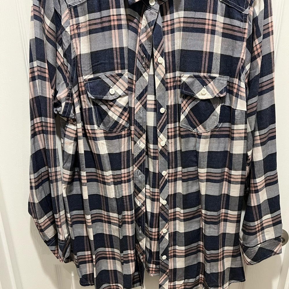 Torrid Top - Picture 4 of 13